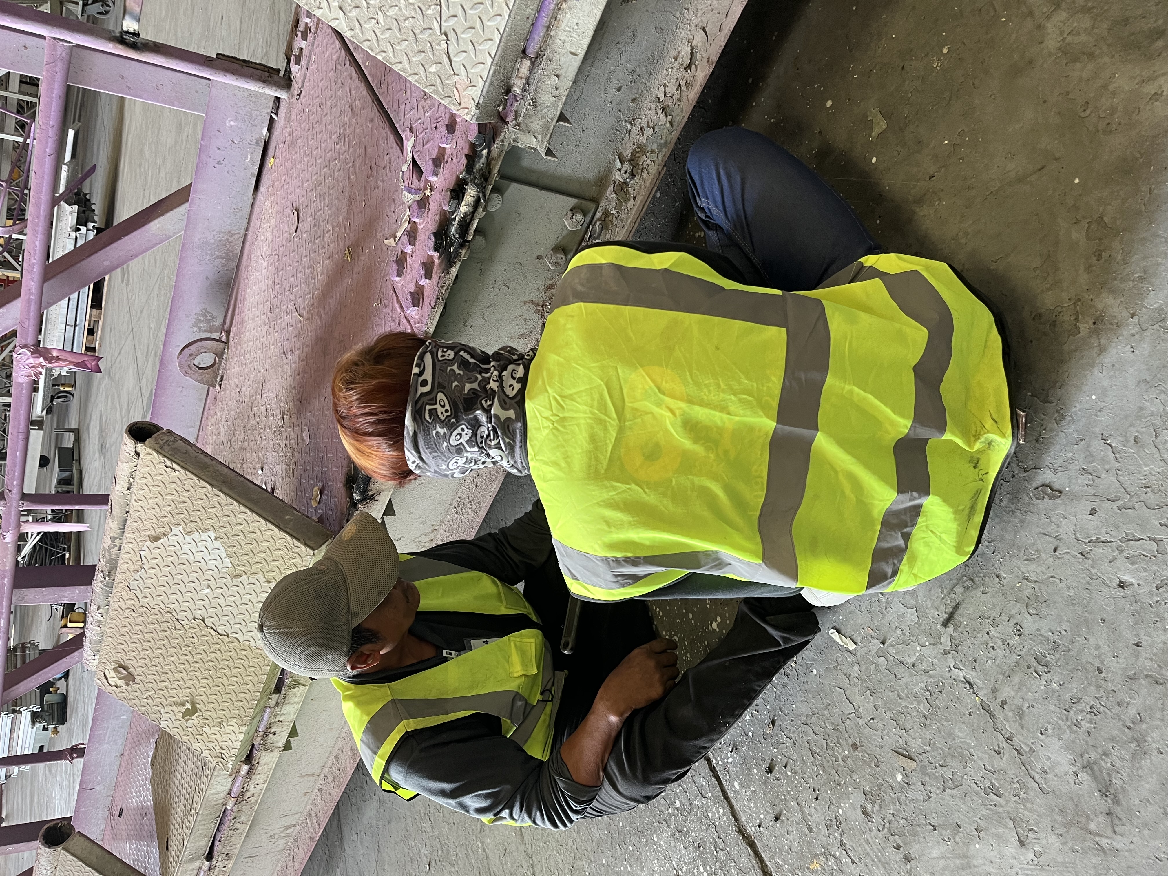 งานปรับแต่งโครงสร้างเหล็กรูปพรรณ