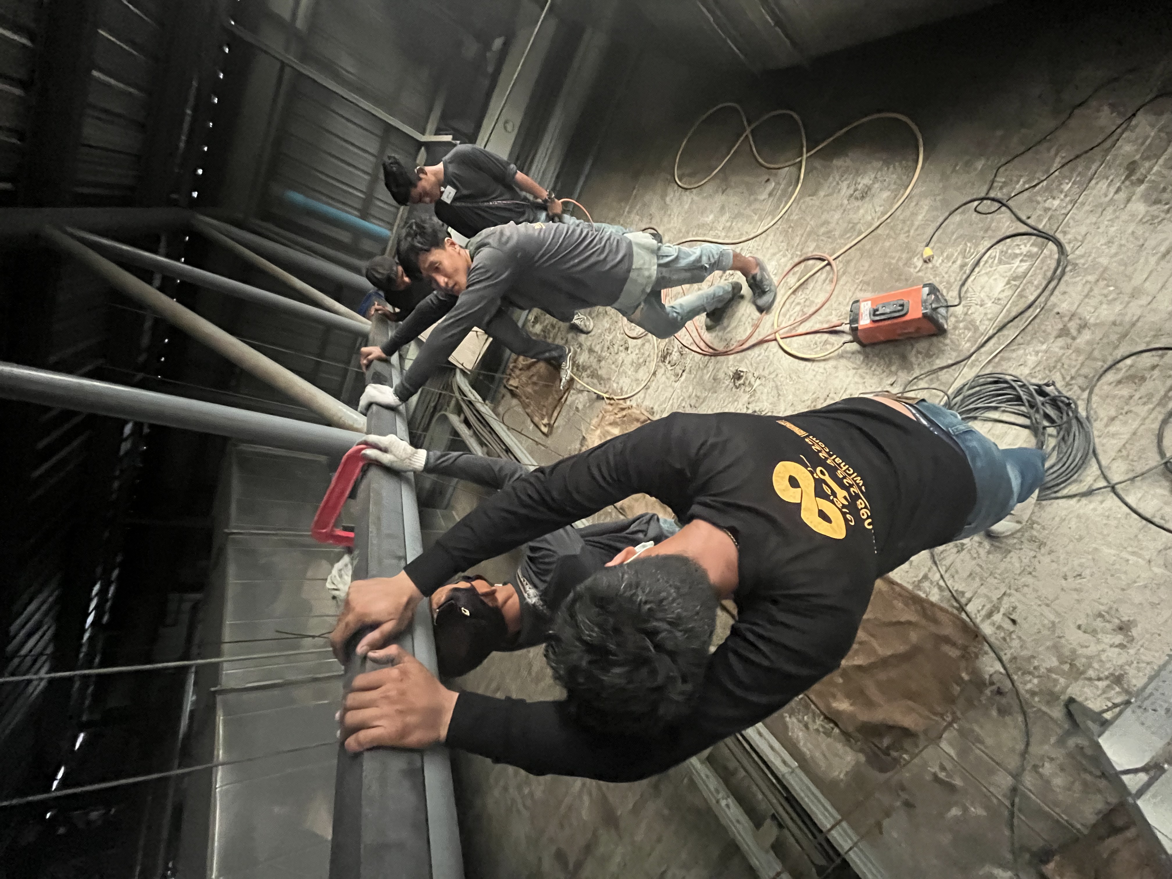 งานเสริมเหล็ก L เสริมฐานเหล็ก Truss