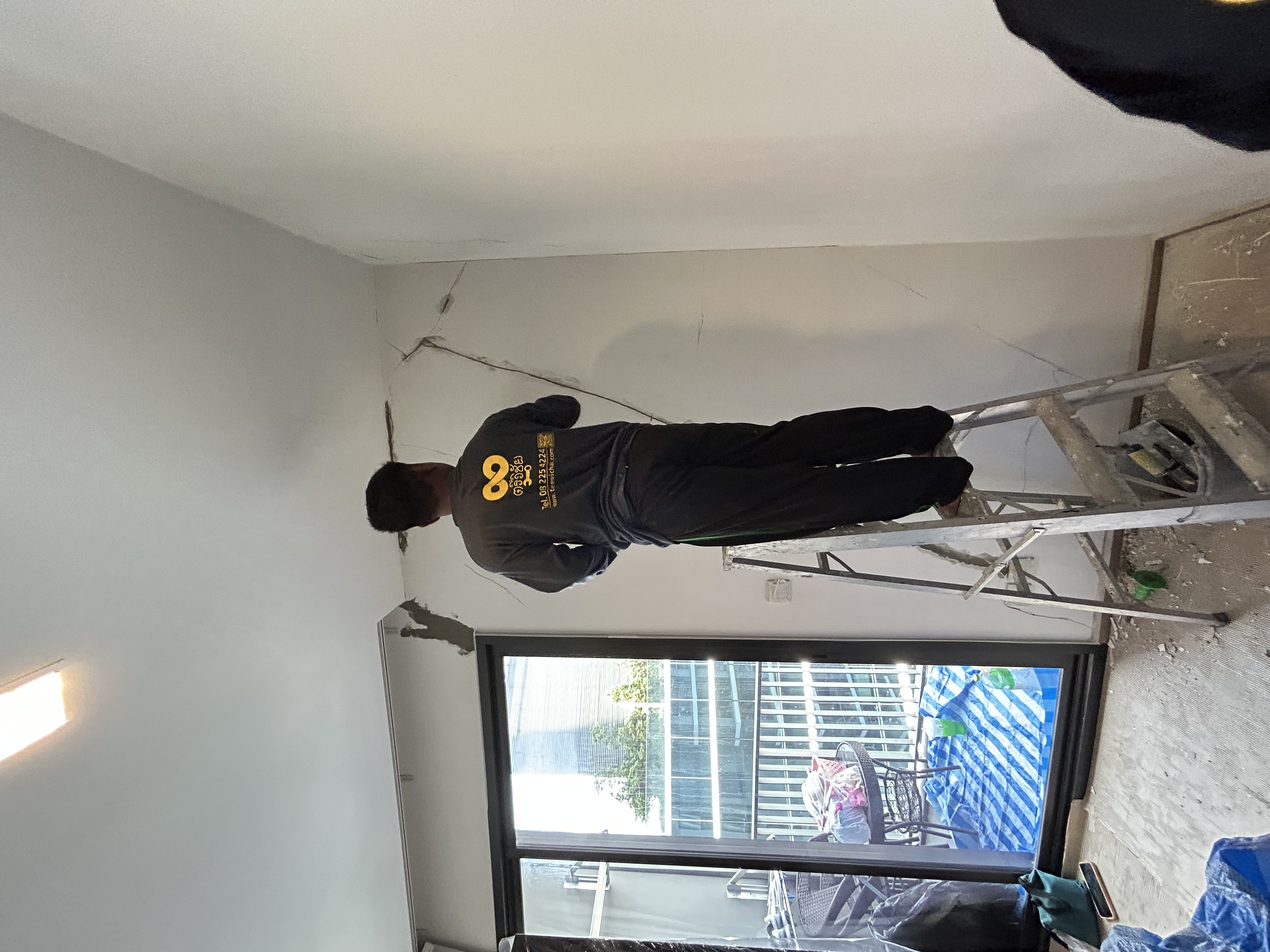 งานซ่อมแซมห้องพักภายในคอนโดมีเนียม