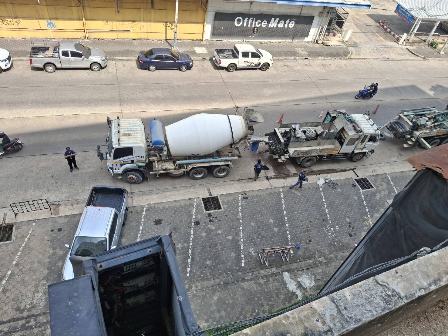 งานเทคอนกรีตขัดมัน